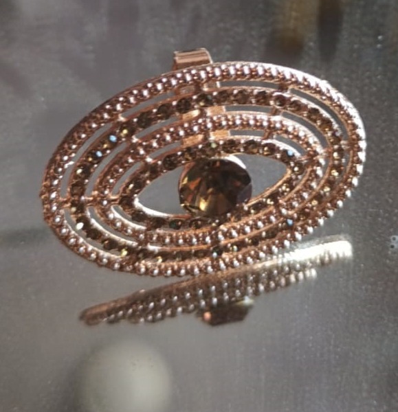 Ladies ring 